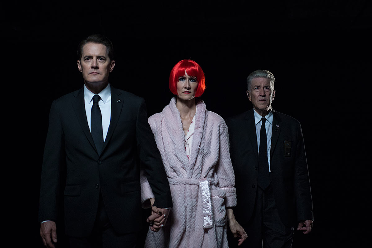 Twin Peaks : The Return - Dale Cooper (Kyle MacLachlan), Diane Evans (Laura Dern), Gordon Cole (David Lynch)